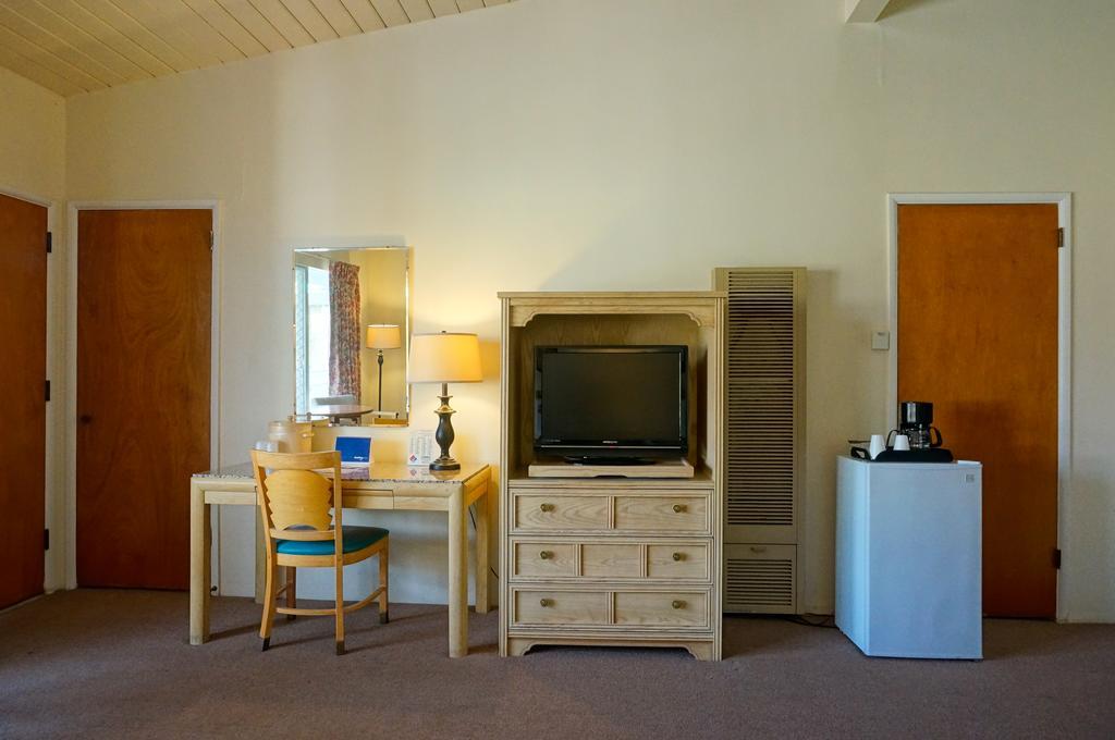 Pacific Crest Hotel Santa Barbara Bilik gambar