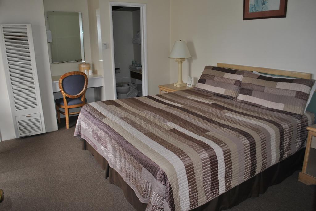 Pacific Crest Hotel Santa Barbara Bilik gambar